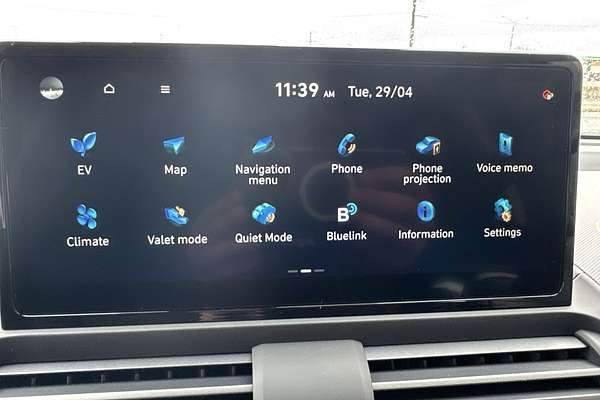 2025 Hyundai INSTER Cross AX.V1