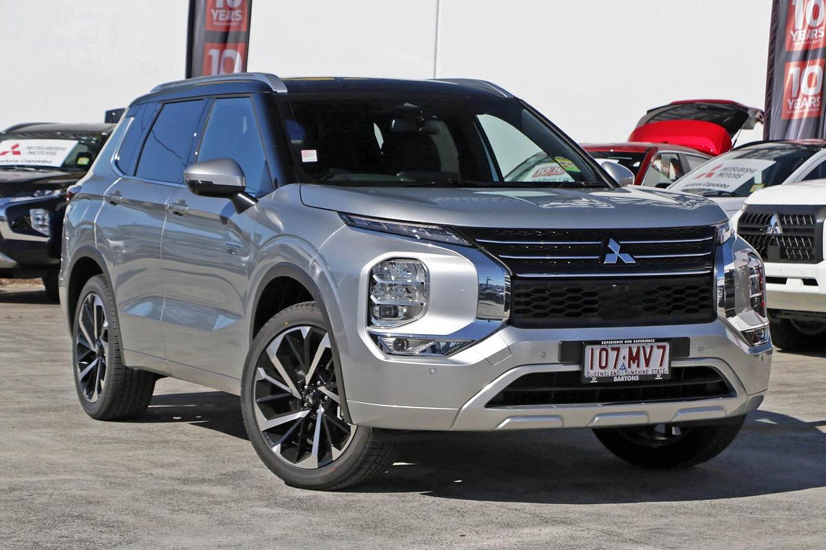 2025 Mitsubishi Outlander PHEV Exceed Tourer ZM