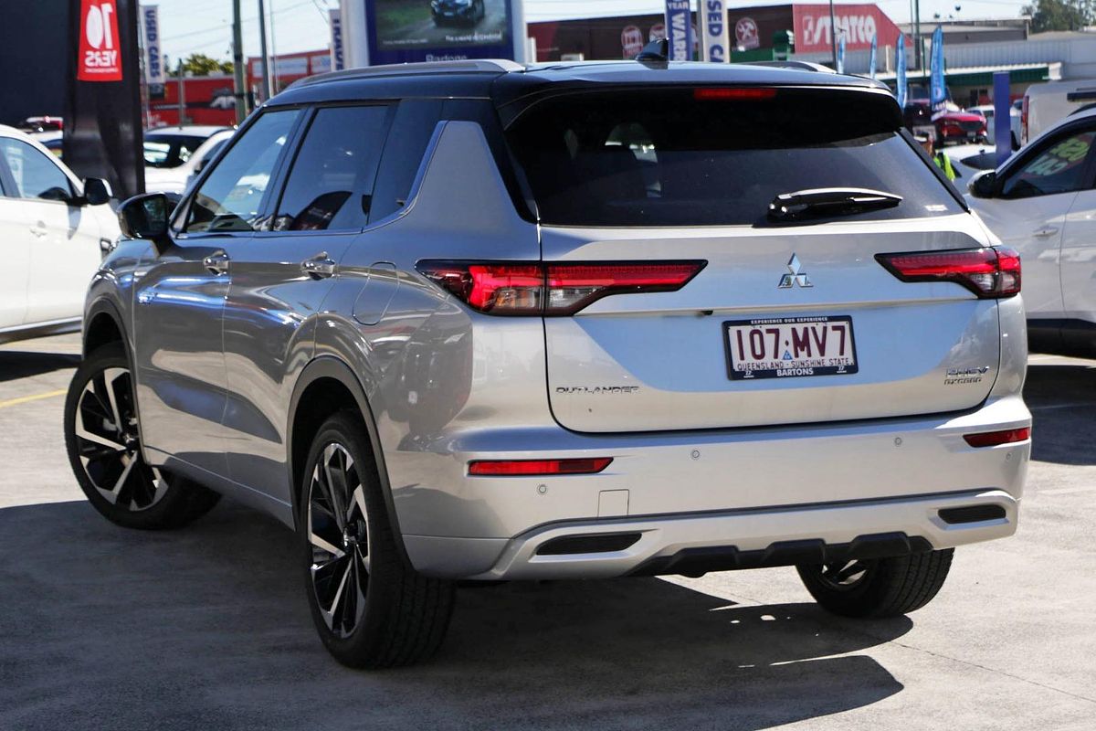 2025 Mitsubishi Outlander PHEV Exceed Tourer ZM