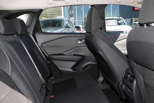 2024 Nissan QASHQAI ST J12