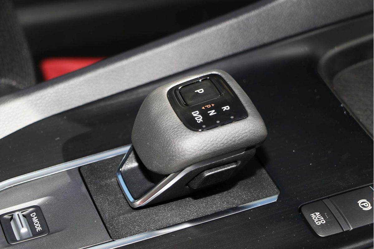2024 Nissan QASHQAI ST J12