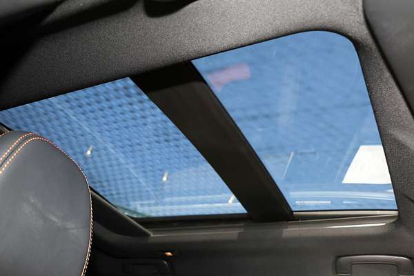 2025 Mitsubishi Outlander PHEV Exceed Tourer ZM