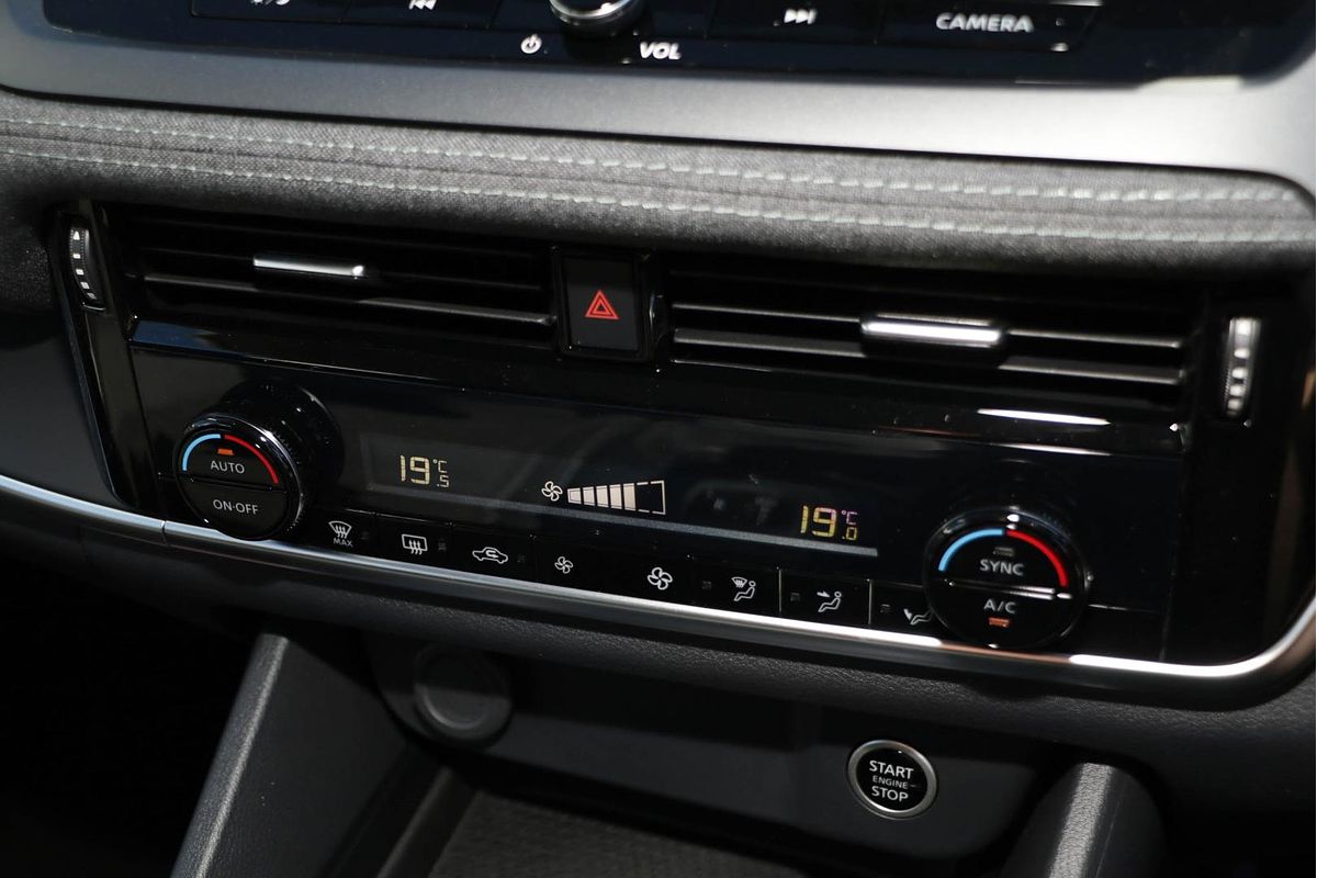 2024 Nissan QASHQAI ST J12