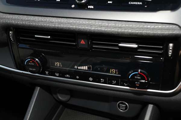2024 Nissan QASHQAI ST J12