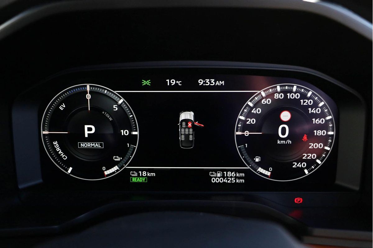 2025 Mitsubishi Outlander PHEV Exceed Tourer ZM