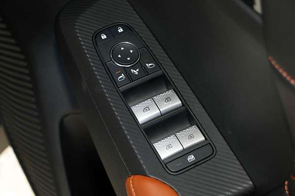 2025 Mitsubishi Outlander PHEV Exceed Tourer ZM