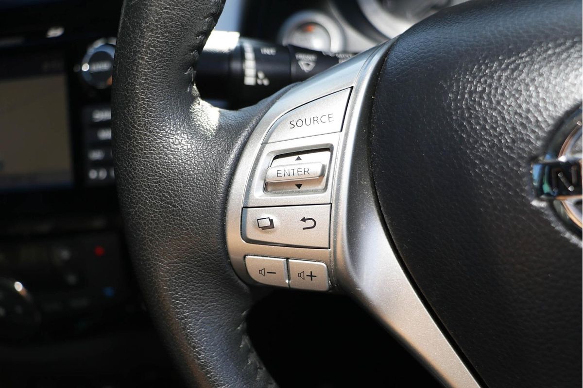 2016 Nissan Navara ST-X D23 4X4