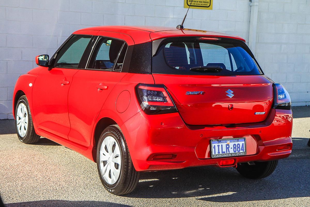 2024 Suzuki Swift Hybrid UZ