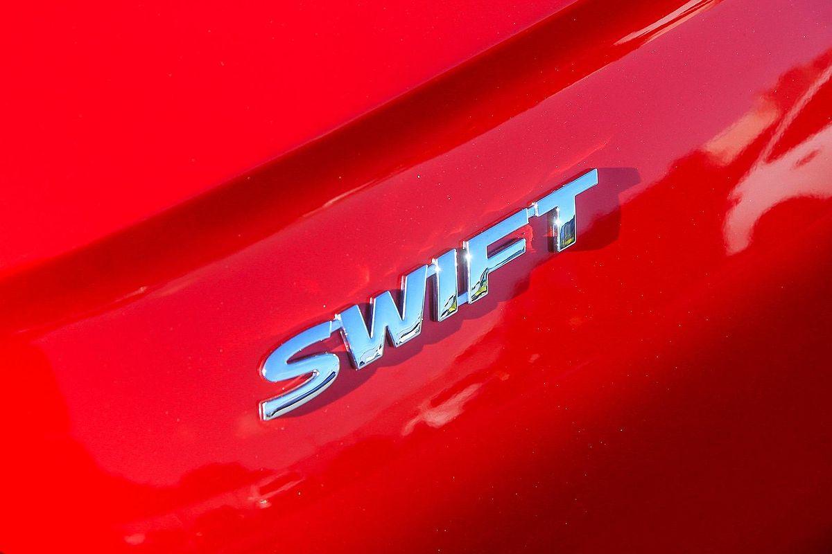 2024 Suzuki Swift Hybrid UZ