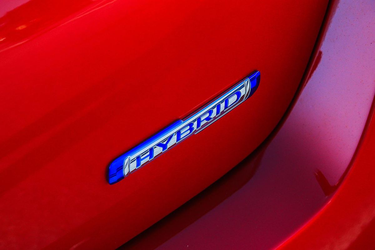 2024 Suzuki Swift Hybrid UZ