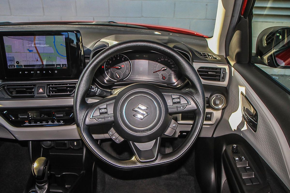 2024 Suzuki Swift Hybrid UZ