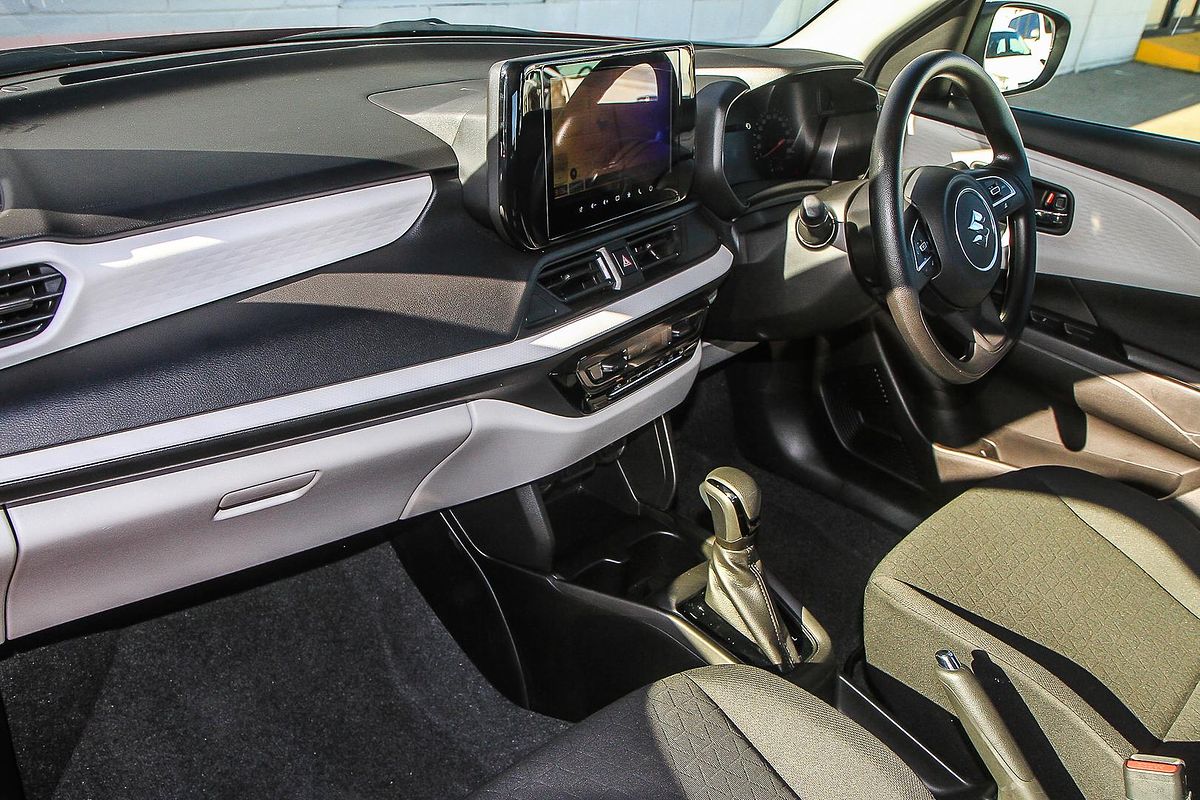 2024 Suzuki Swift Hybrid UZ