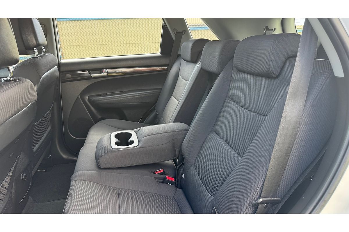 2011 Kia Sorento SI (4x2) XM MY12
