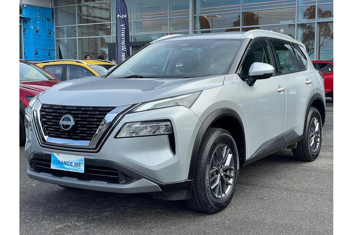 2024 Nissan X-TRAIL ST T33
