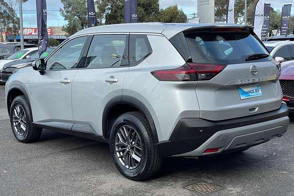 2024 Nissan X-TRAIL ST T33