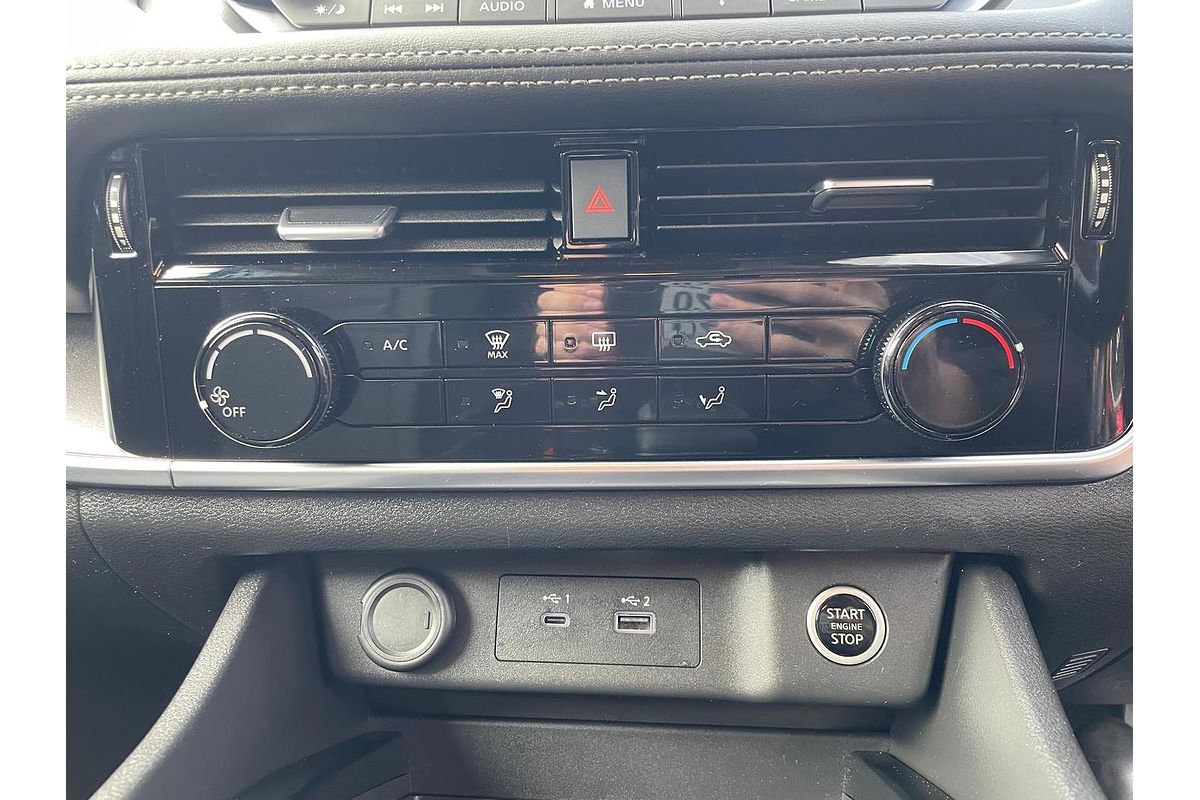 2024 Nissan X-TRAIL ST T33
