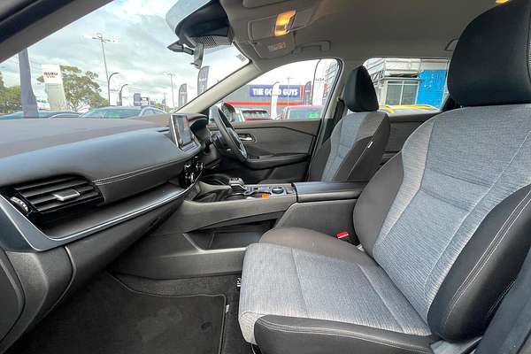 2024 Nissan X-TRAIL ST T33