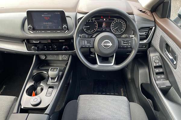 2024 Nissan X-TRAIL ST T33