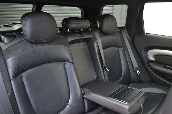 2019 MINI Clubman Cooper S F54