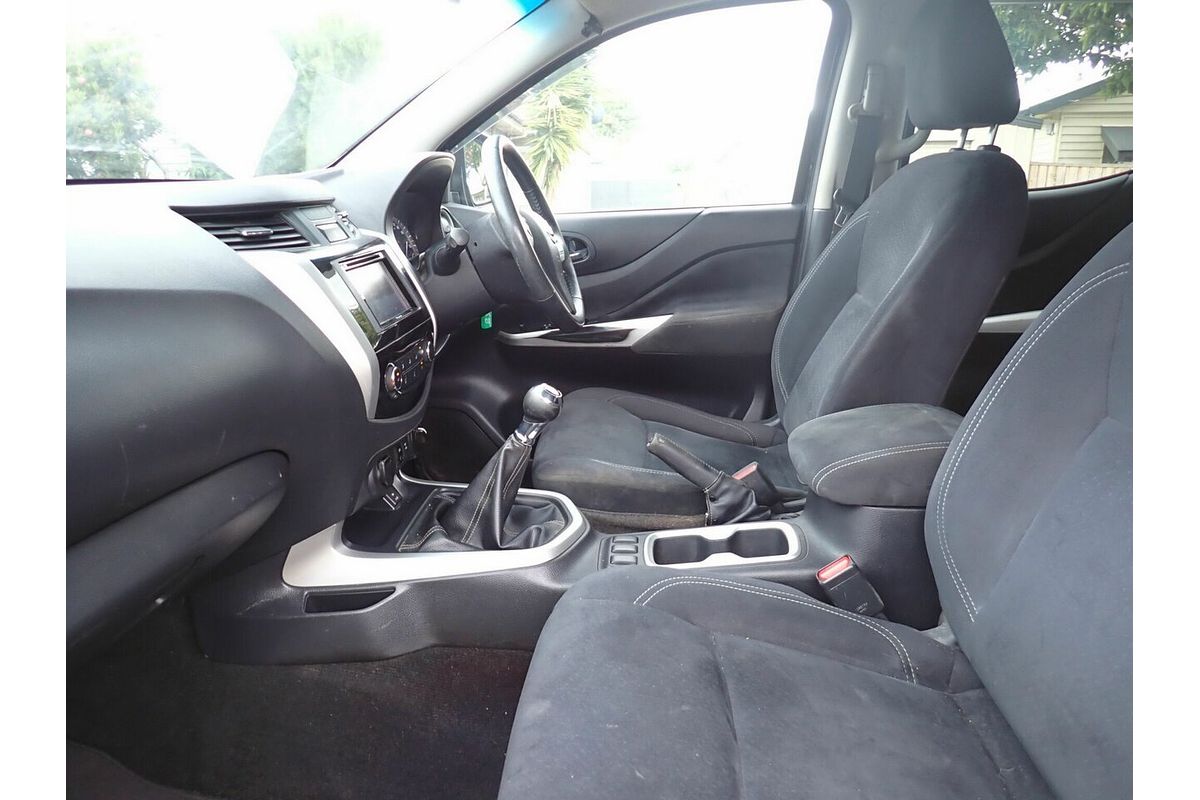 2015 Nissan Navara ST (4x4) NP300 D23 4X4