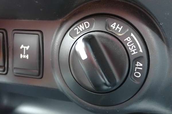 2015 Nissan Navara ST (4x4) NP300 D23 4X4
