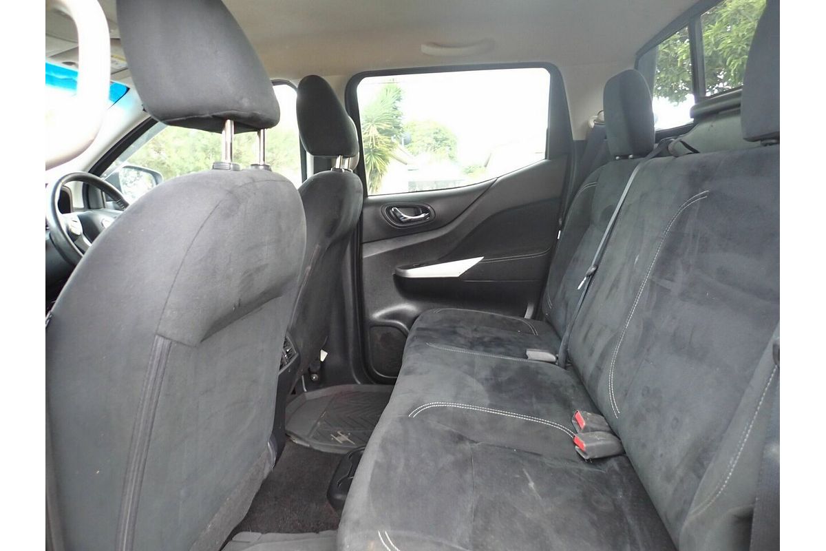 2015 Nissan Navara ST (4x4) NP300 D23 4X4