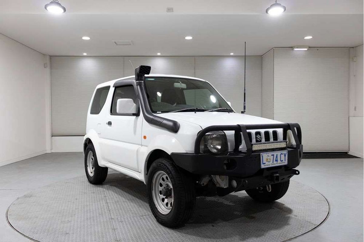 2010 Suzuki Jimny JX SN413 T6