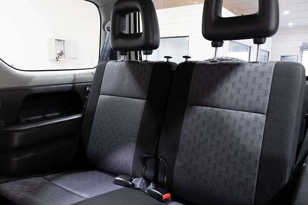 2010 Suzuki Jimny JX SN413 T6