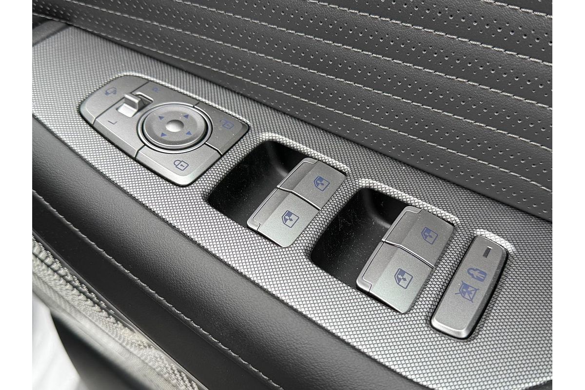 2024 Hyundai Palisade Calligraphy Black Ink LX2.V4