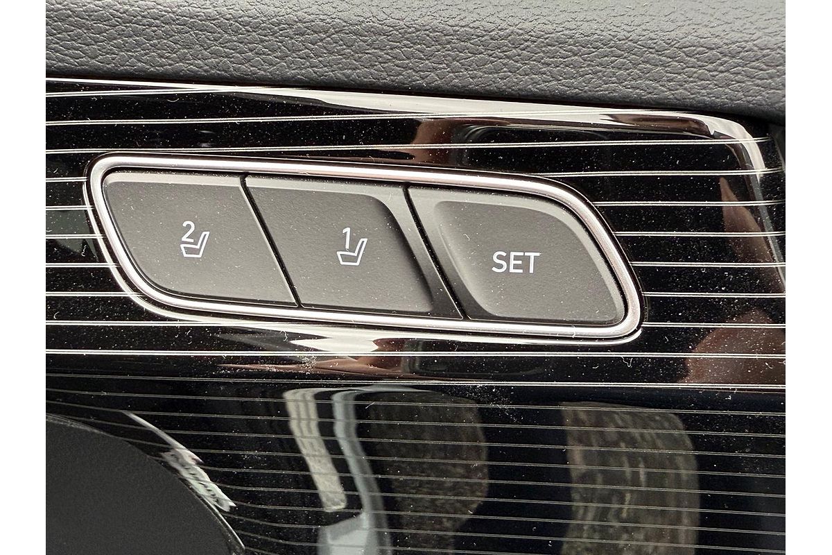 2024 Hyundai Palisade Calligraphy Black Ink LX2.V4