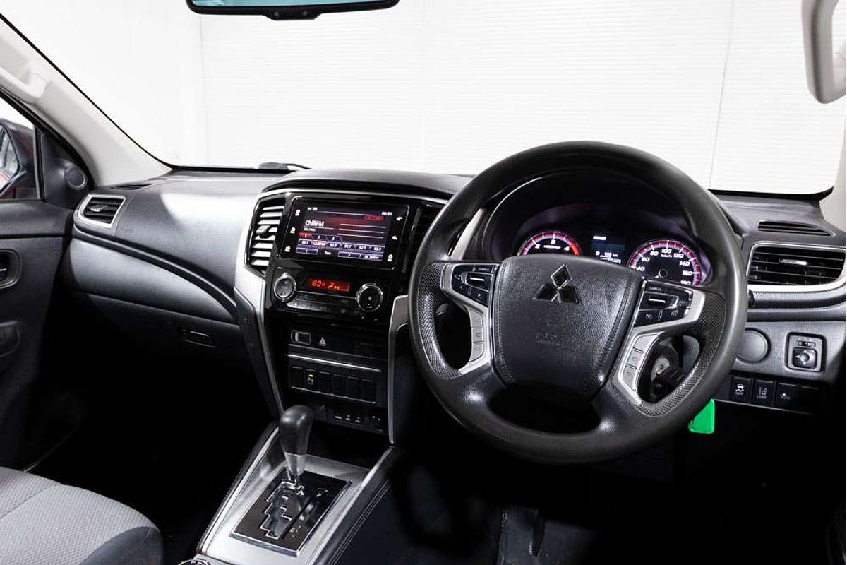 2019 Mitsubishi MR Triton GLX+ 2.4L D 6A/T 4X4 DC PU