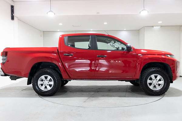 2019 Mitsubishi Triton GLX+ MR 4X4