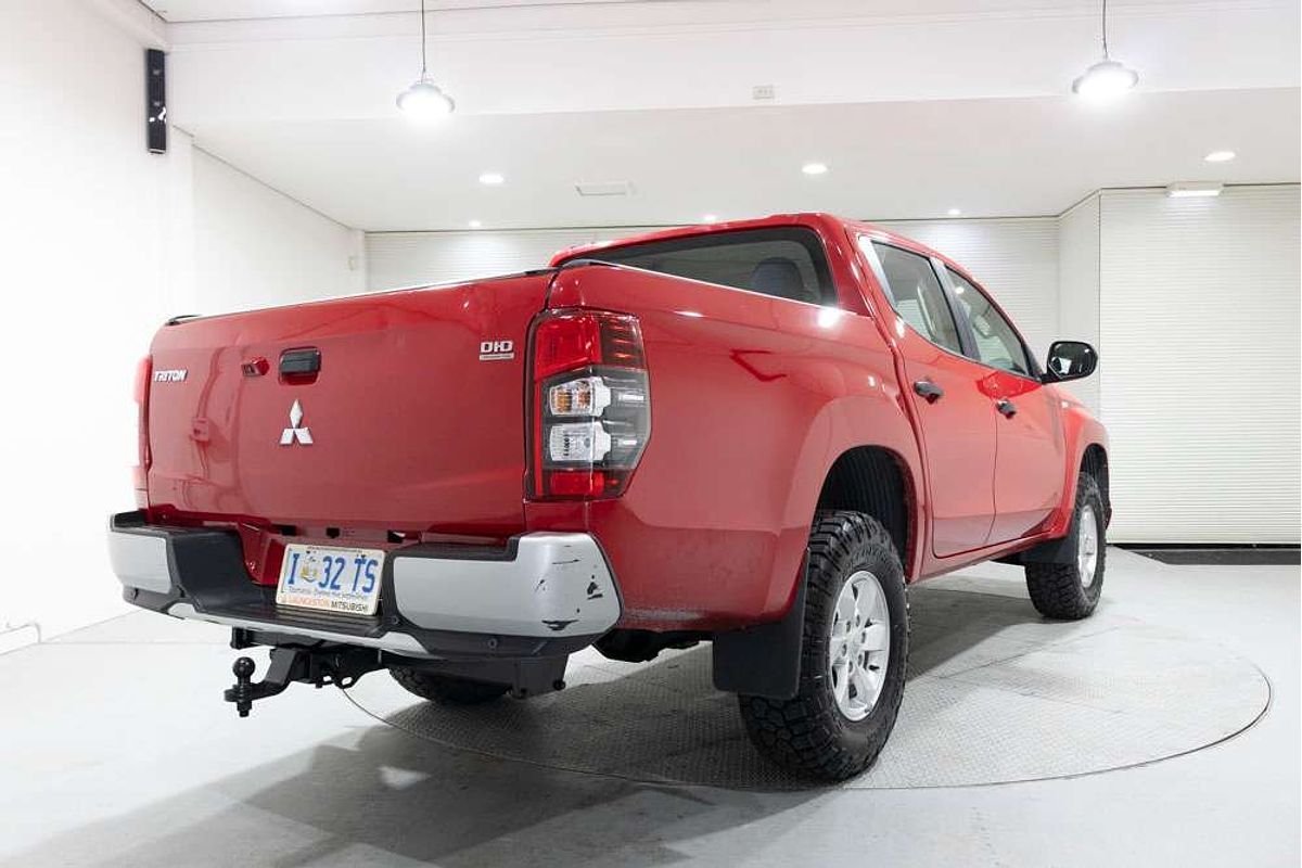 2019 Mitsubishi MR Triton GLX+ 2.4L D 6A/T 4X4 DC PU