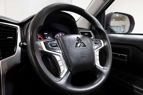 2019 Mitsubishi Triton GLX+ MR 4X4