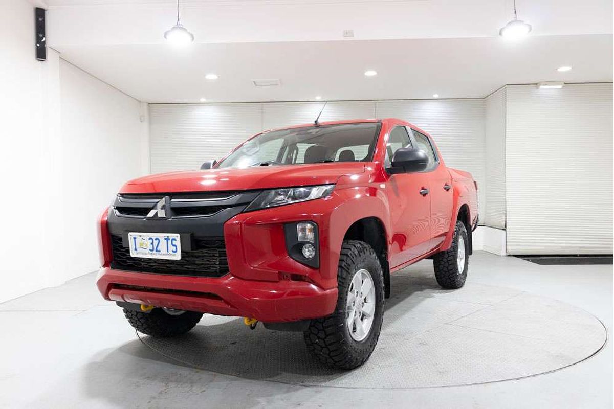 2019 Mitsubishi Triton GLX+ MR 4X4