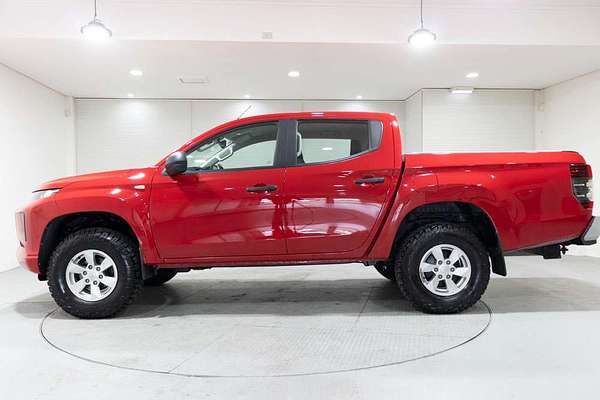 2019 Mitsubishi Triton GLX+ MR 4X4
