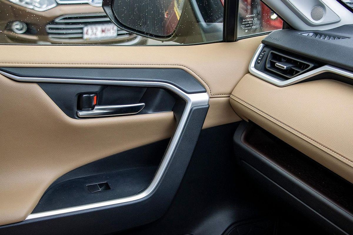 2021 Toyota RAV4 Cruiser AXAH54R