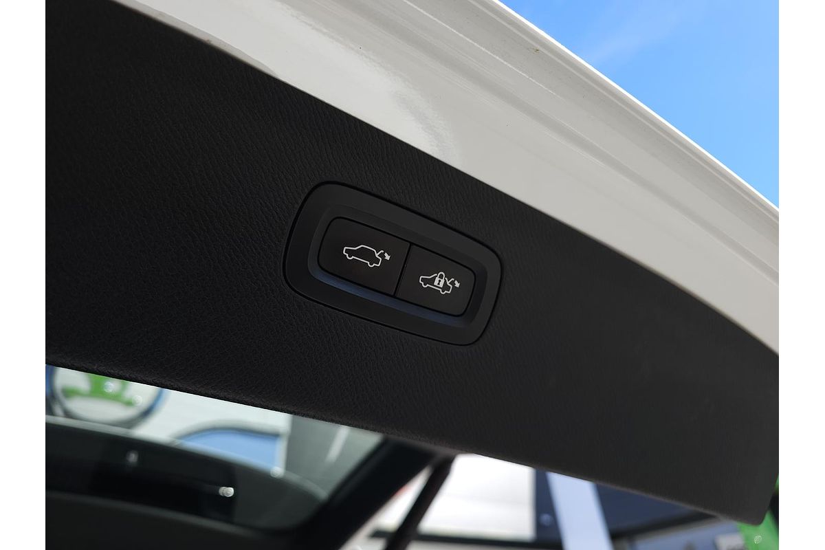 2015 Volvo XC90 T6 Inscription