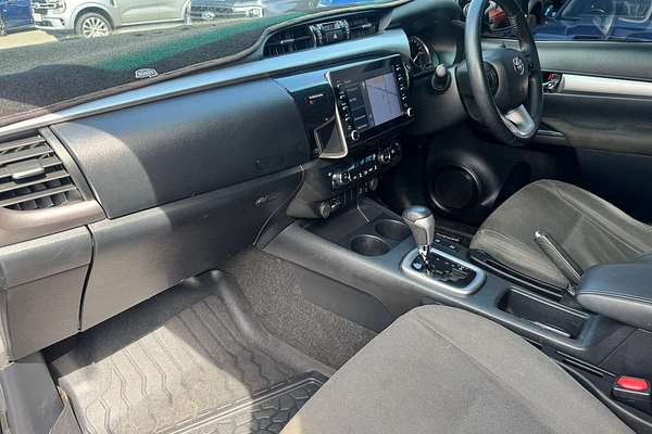 2021 Toyota Hilux SR5 GUN126R 4X4