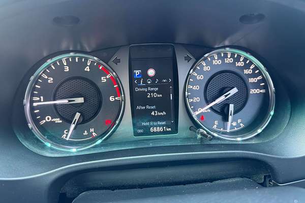 2021 Toyota Hilux SR5 GUN126R 4X4