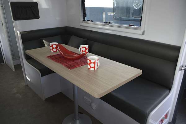 2025 Snowy River SRT22F 2 Bunks