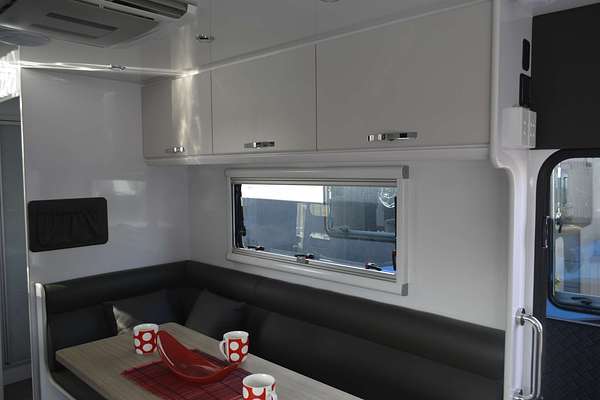 2025 Snowy River SRT22F 2 Bunks
