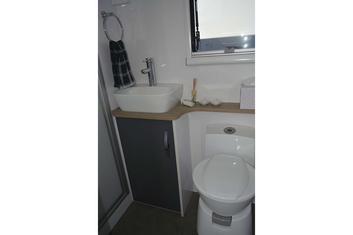 2025 Snowy River SRT22F 2 Bunks