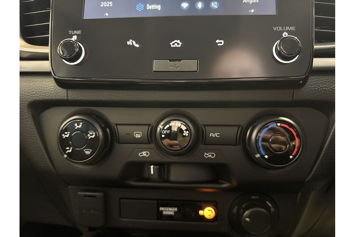 2025 Mazda BT-50 XT TF 4X4