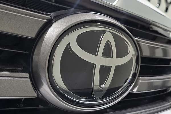 2019 Toyota Hilux SR GUN126R 4X4