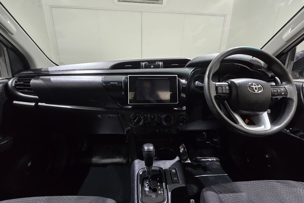 2019 Toyota Hilux SR GUN126R 4X4