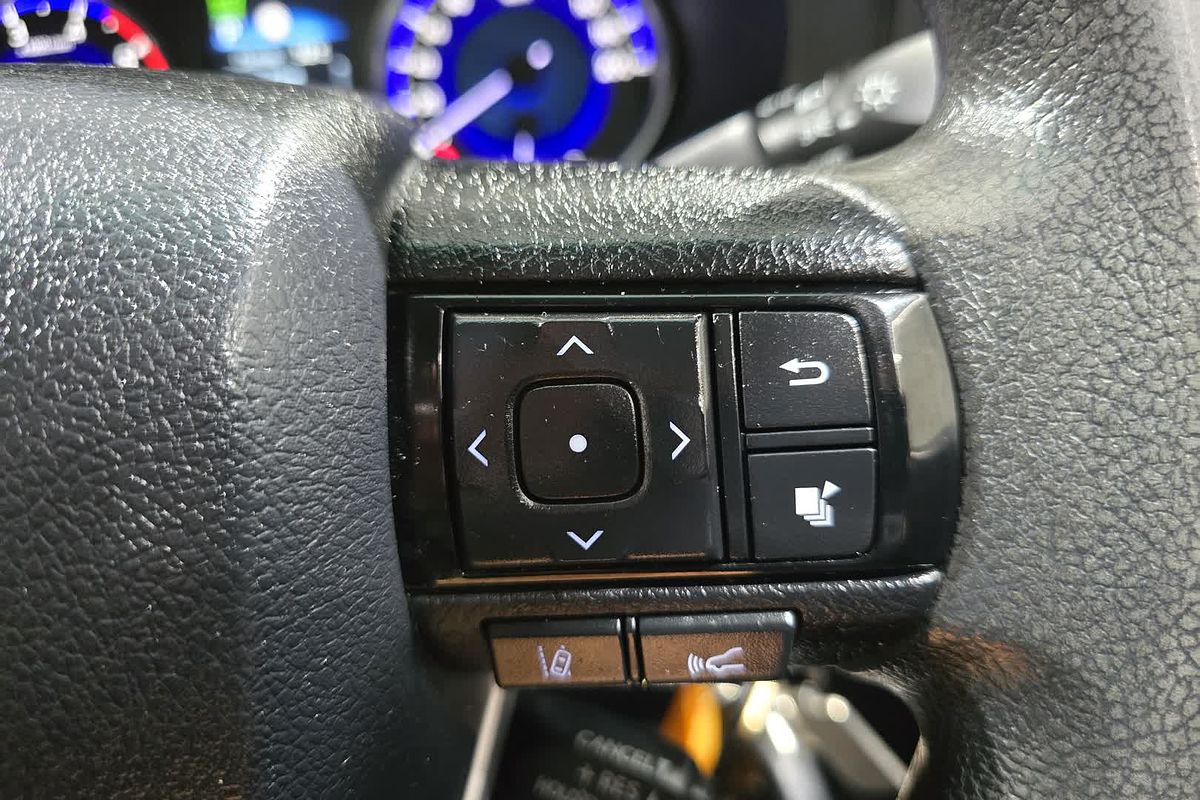2019 Toyota Hilux SR GUN126R 4X4