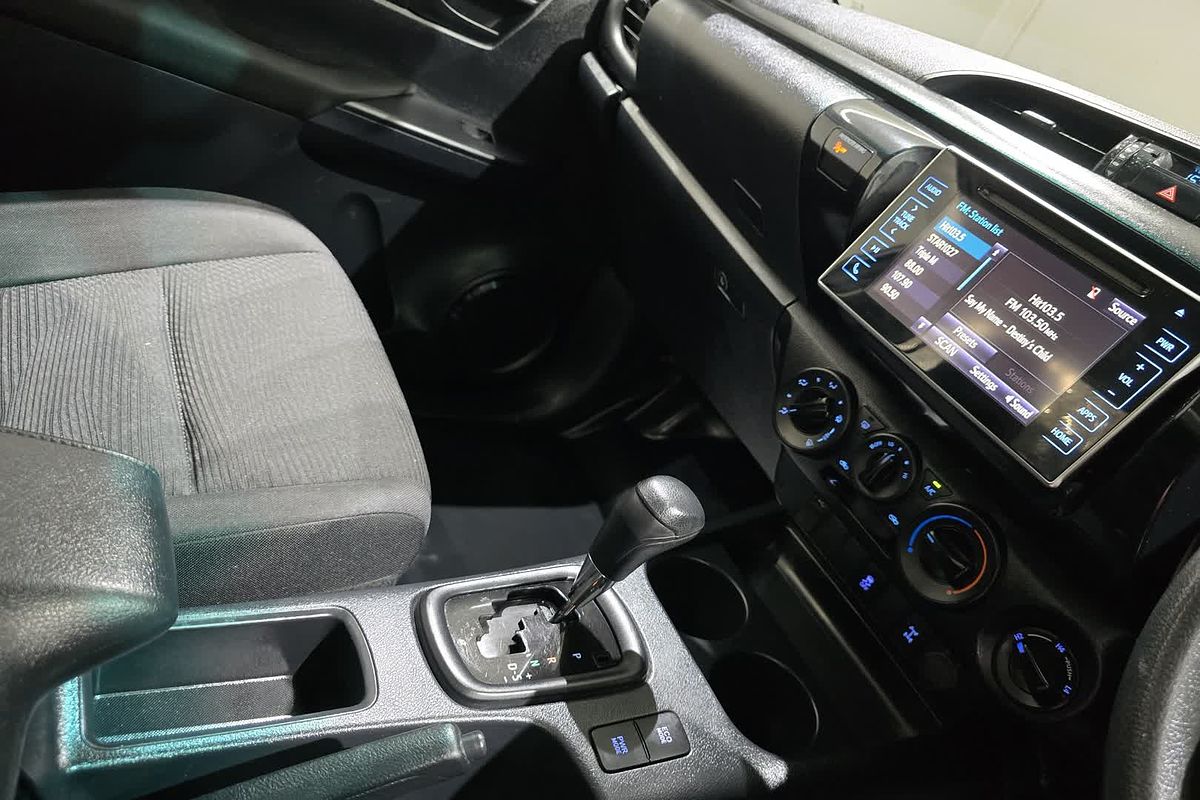 2019 Toyota Hilux SR GUN126R 4X4