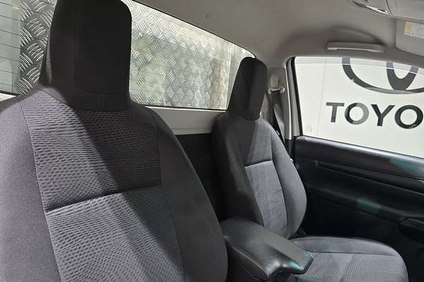 2019 Toyota Hilux SR GUN126R 4X4