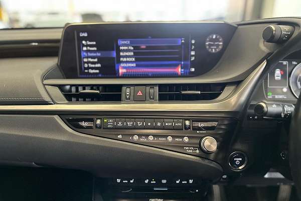 2020 Lexus ES ES300h Sports Luxury AXZH10R